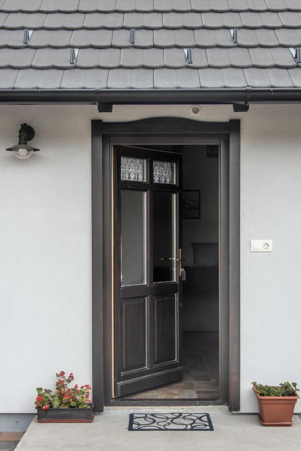 Hauptman Apartman Nagyatád Esterno foto
