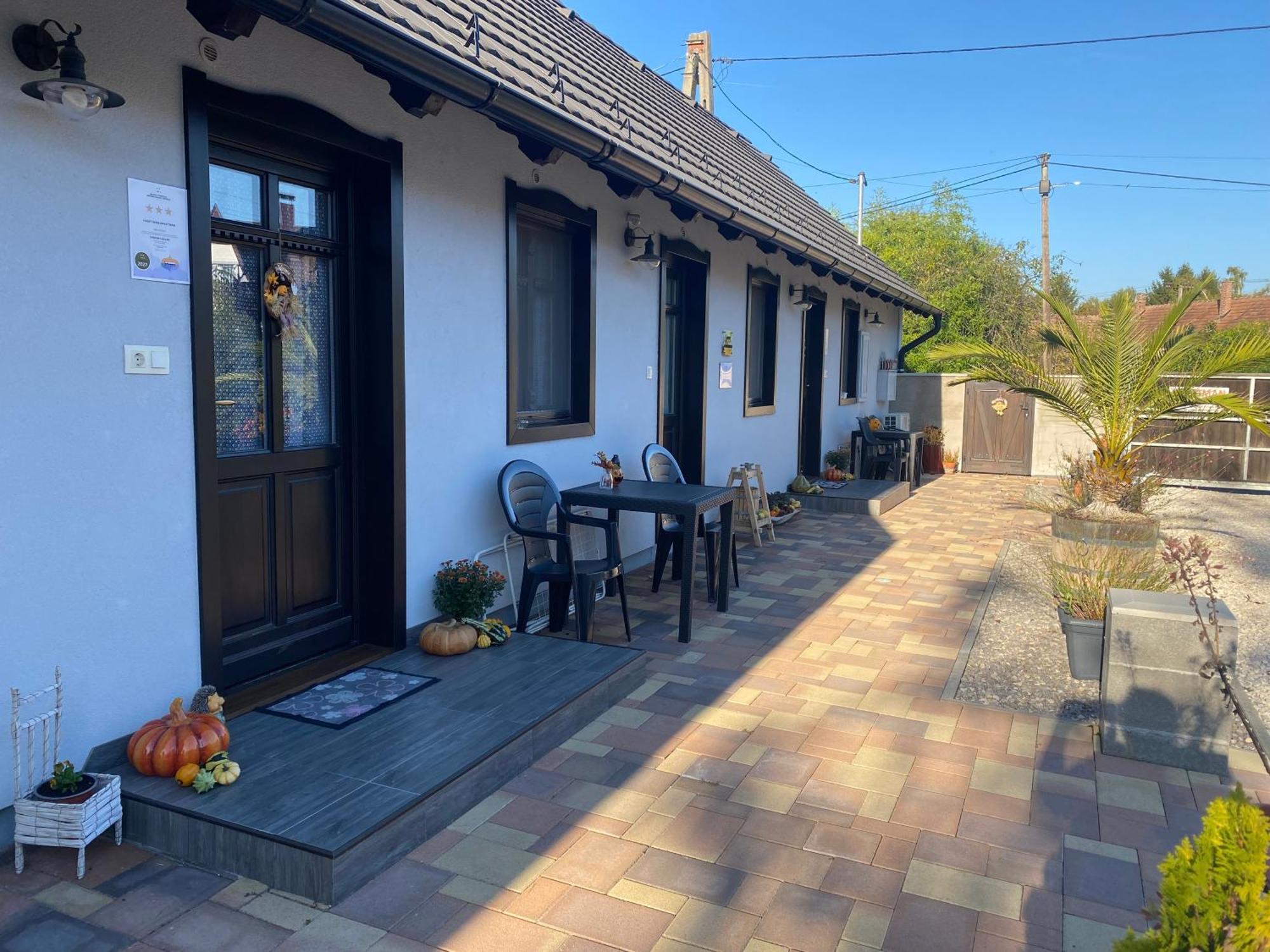 Hauptman Apartman Nagyatád Esterno foto